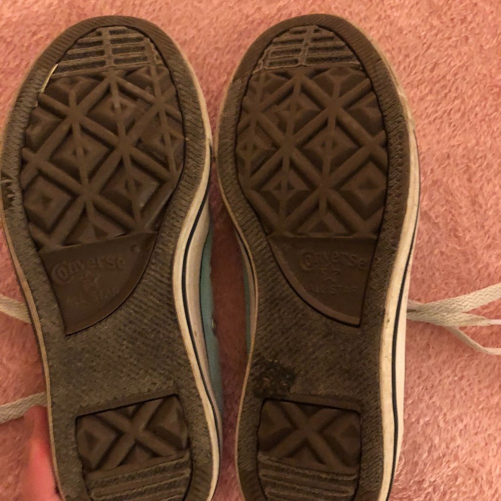 Converse! - Picture 3 of 3